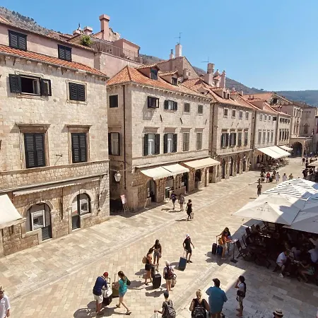 Tomasovic Old Town *
